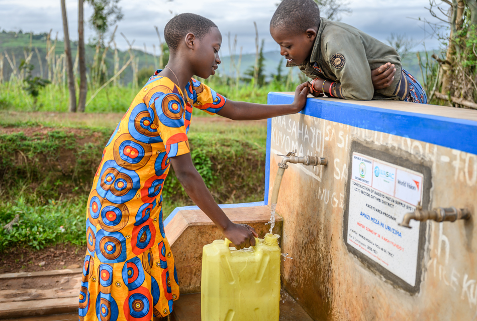 Water Rwuanda Water is life | World Vision UK
